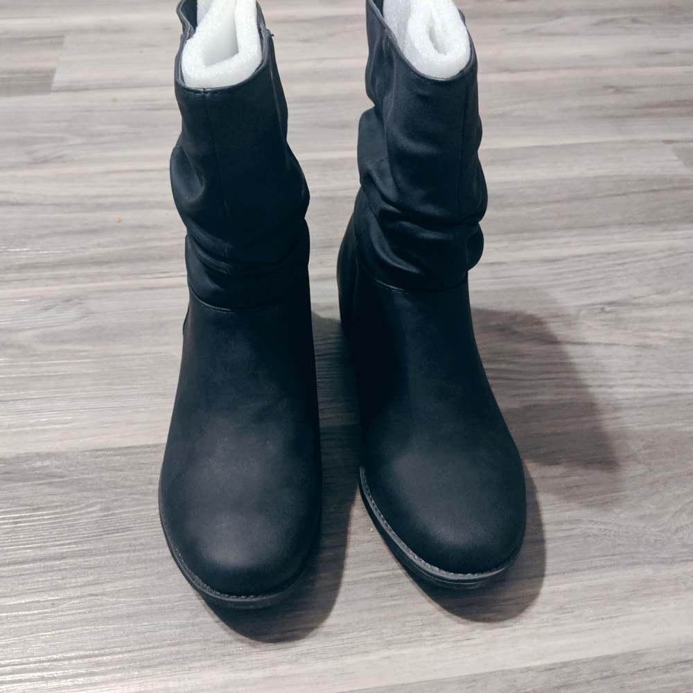 New booties - Picture 2 of 3